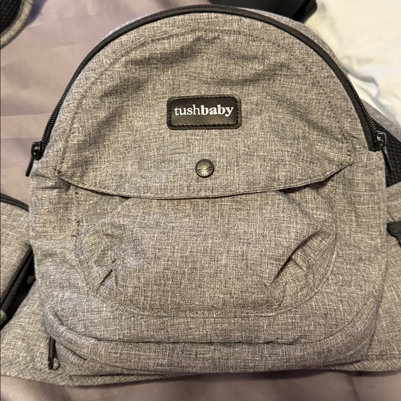 Tushbaby Gray Child Carrier Bag - Picture 2 of 4